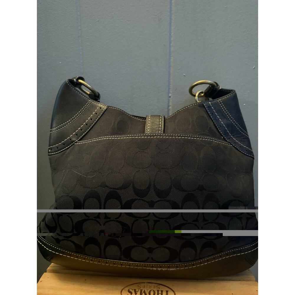 Vintage Coach Y2K Hamptons signature jacquard hobo bag with brass hardware - Picture 2 of 4